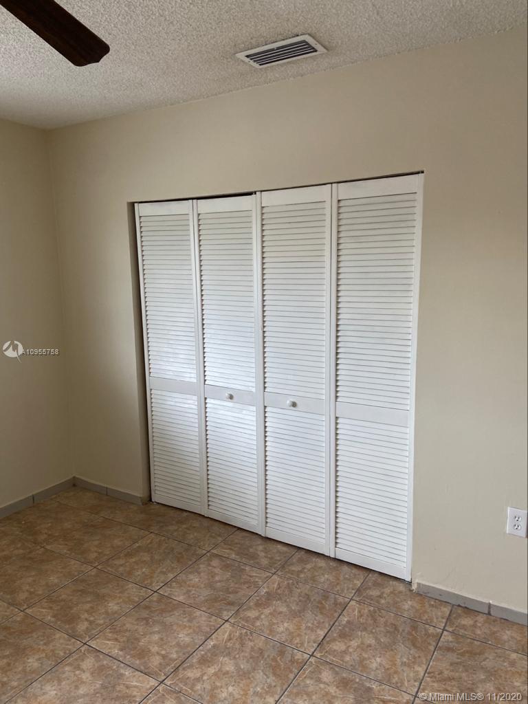 See details / 3731 sq. ft. $ 2020-12-14 0 Photo