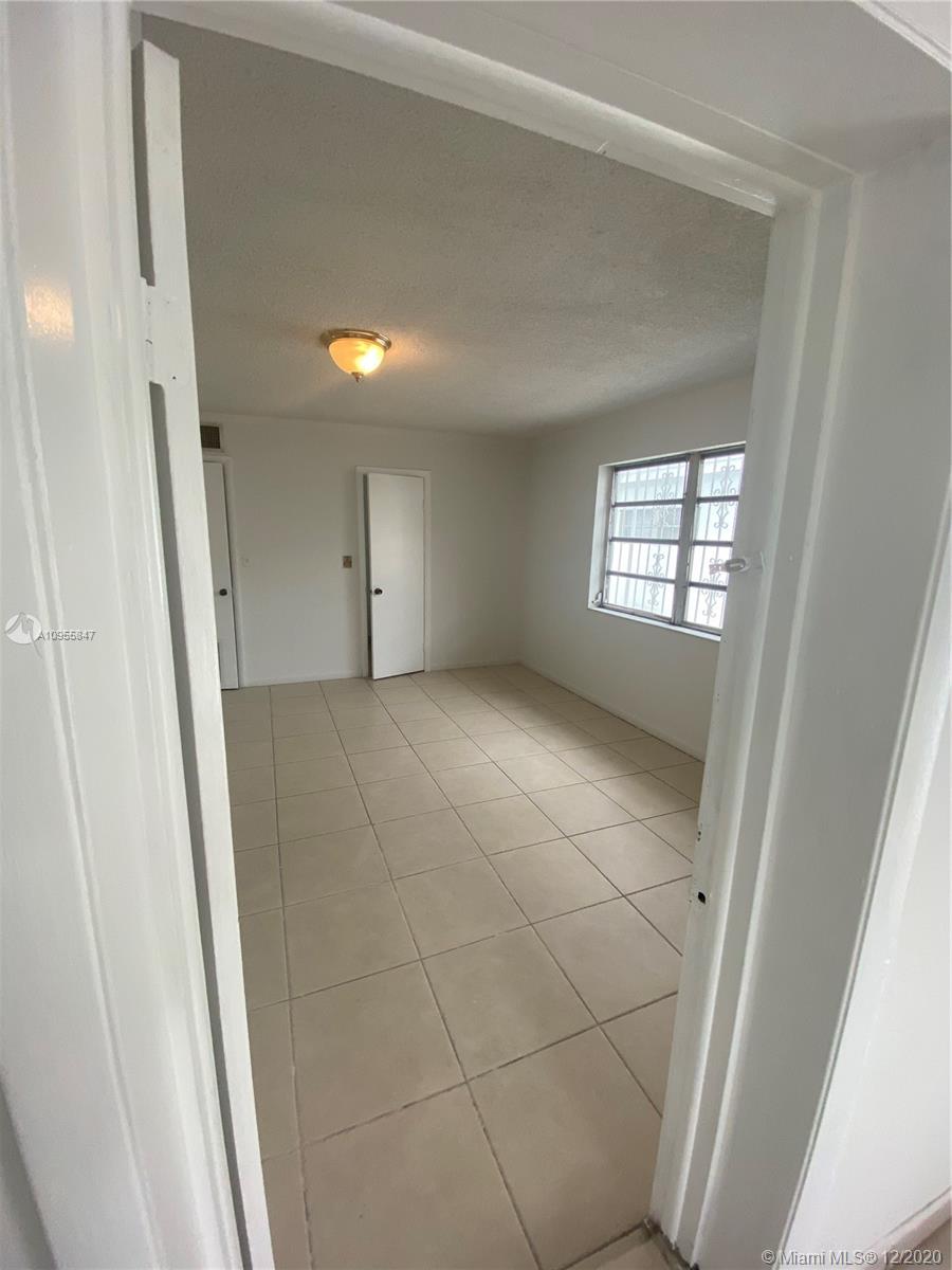 See details / 2170 sq. ft. $ 2020-12-22 0 Photo