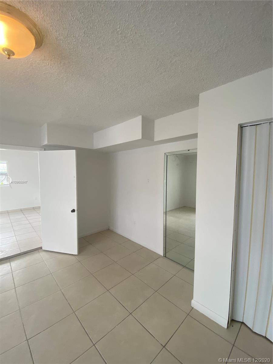 See details / 2170 sq. ft. $ 2020-12-22 0 Photo