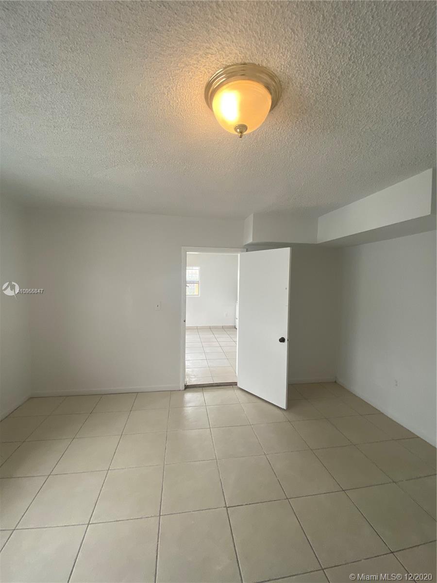 See details / 2170 sq. ft. $ 2020-12-22 0 Photo