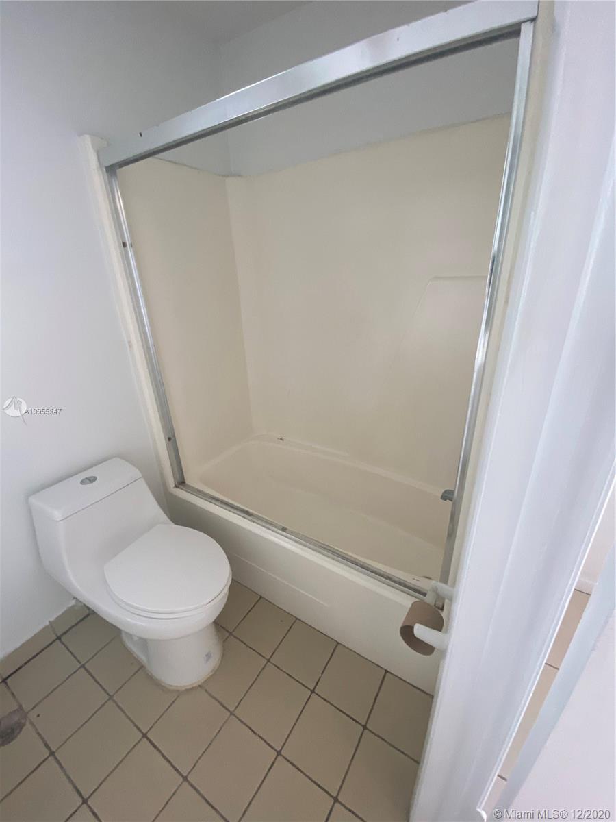 See details / 2170 sq. ft. $ 2020-12-22 0 Photo