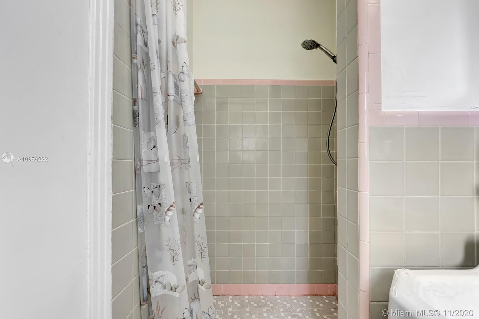 See details / 1573 sq. ft. $ 2021-02-23 0 Photo