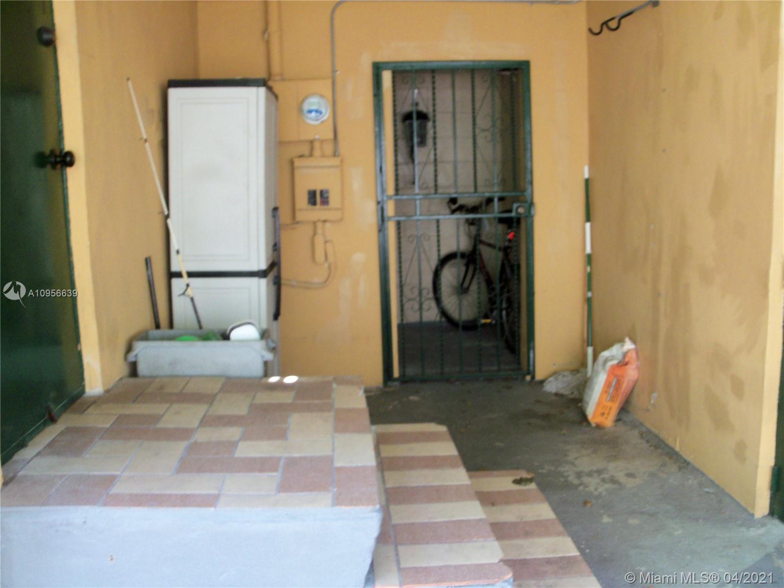 See details / 1312 sq. ft. $ 2021-03-04 0 Photo