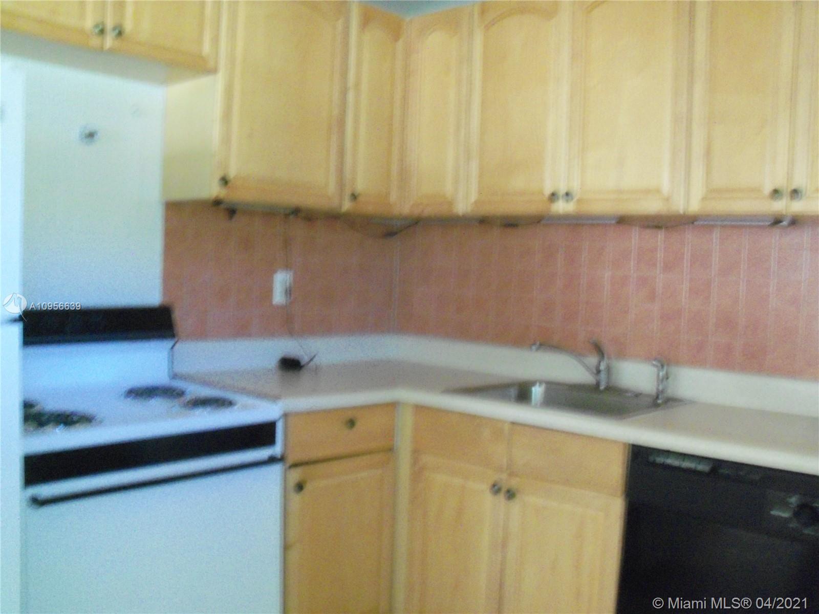 See details / 1312 sq. ft. $ 2021-03-04 0 Photo