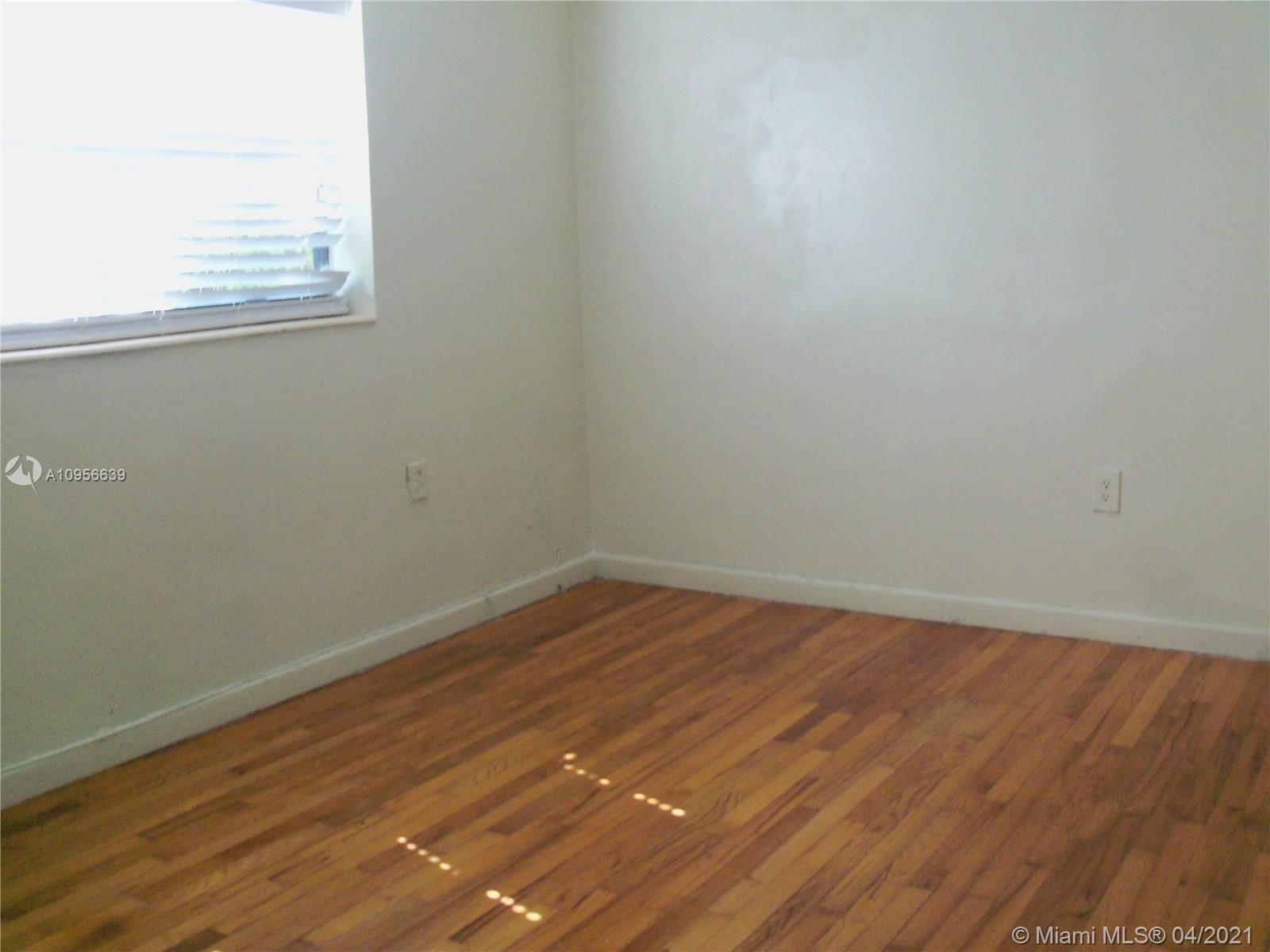 See details / 1312 sq. ft. $ 2021-03-04 0 Photo