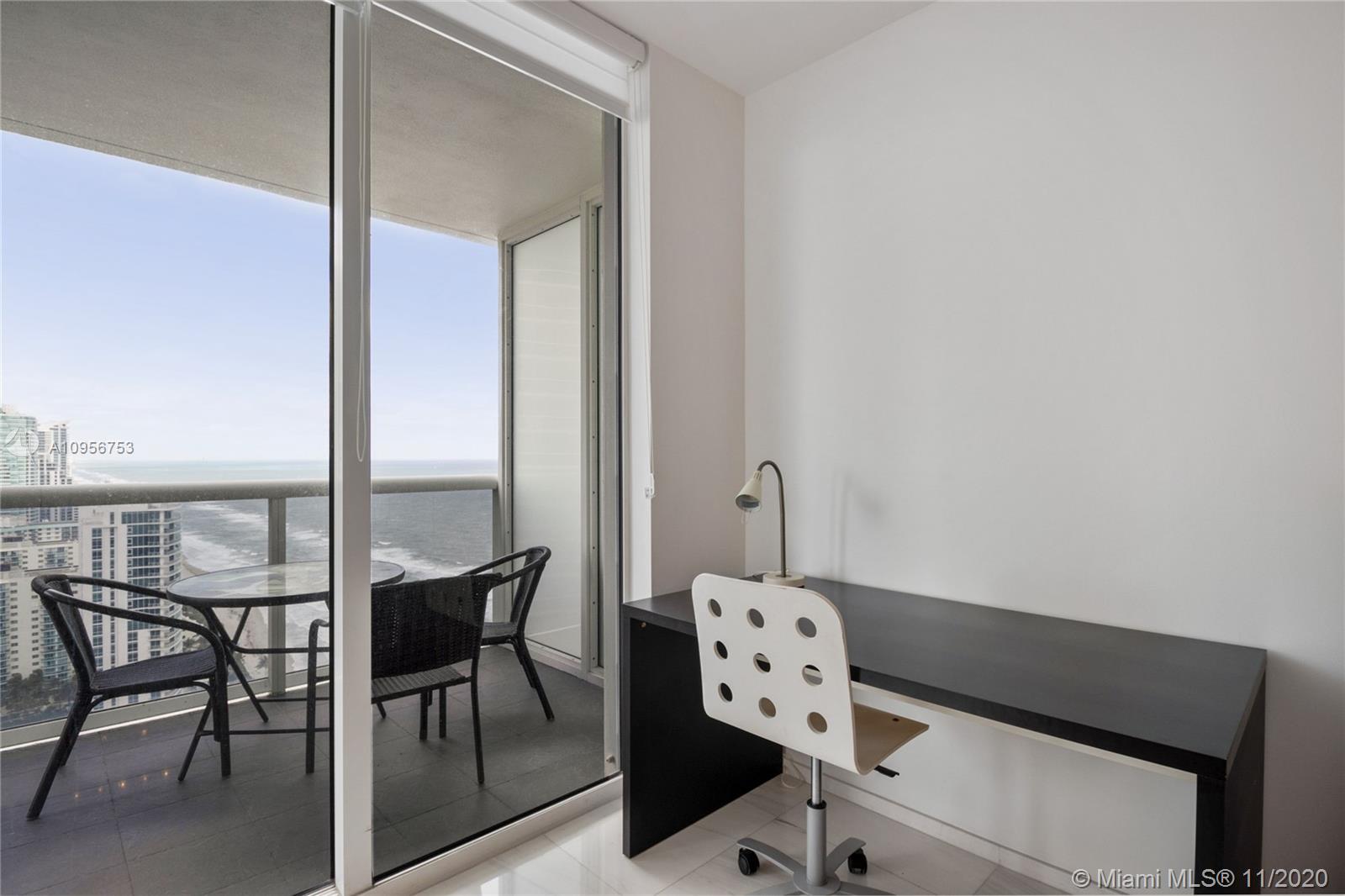 Ver detalles 3211 2 / 2 1554 sq. ft. $ 2020-11-12 0 foto