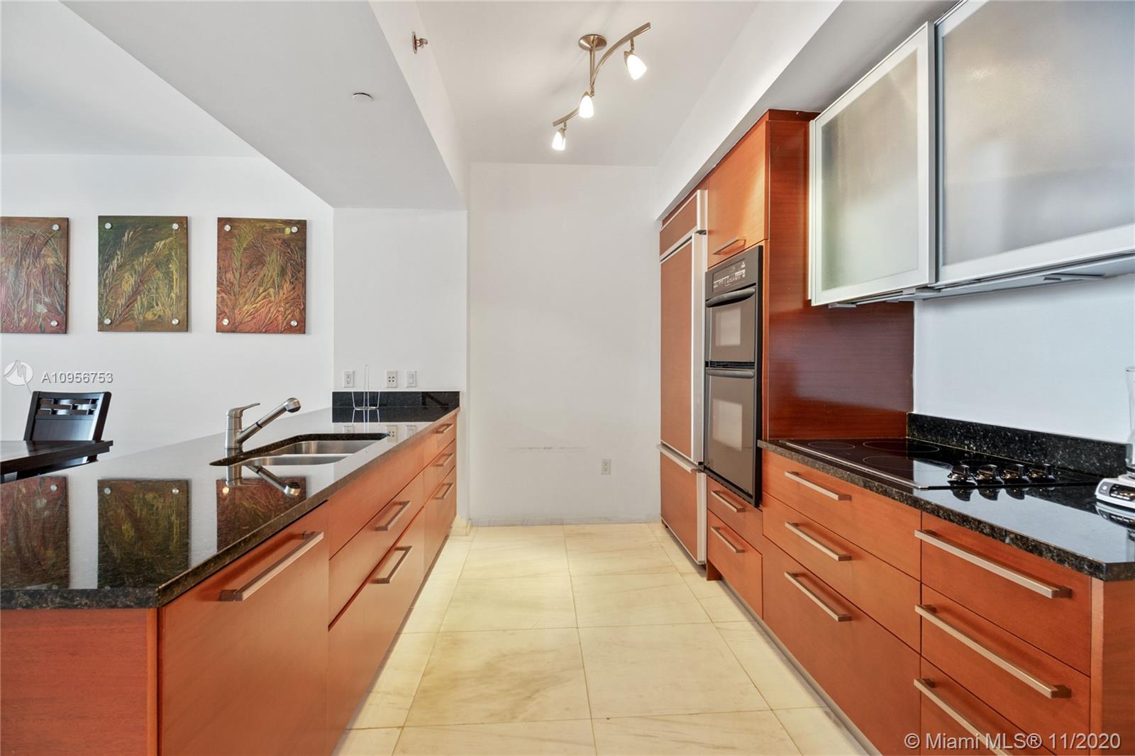 Ver detalles 3211 2 / 2 1554 sq. ft. $ 2020-11-12 0 foto