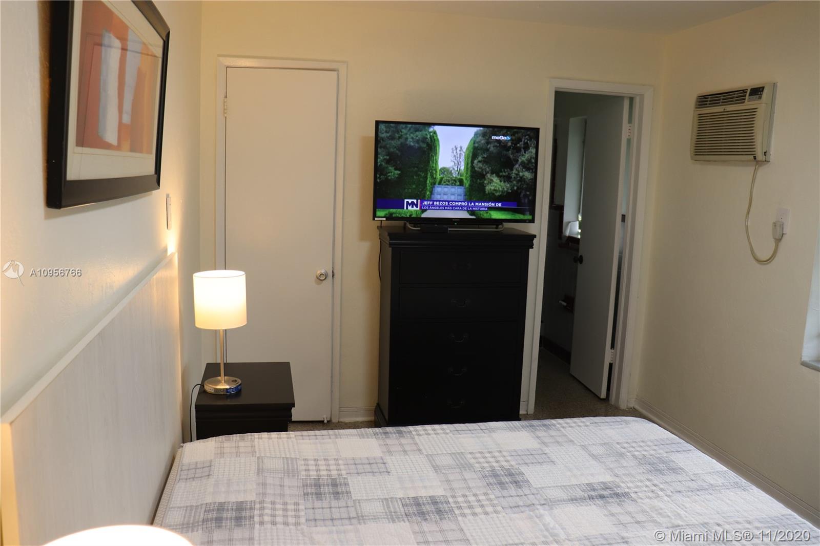 See details / 1290 sq. ft. $ 2020-11-12 0 Photo