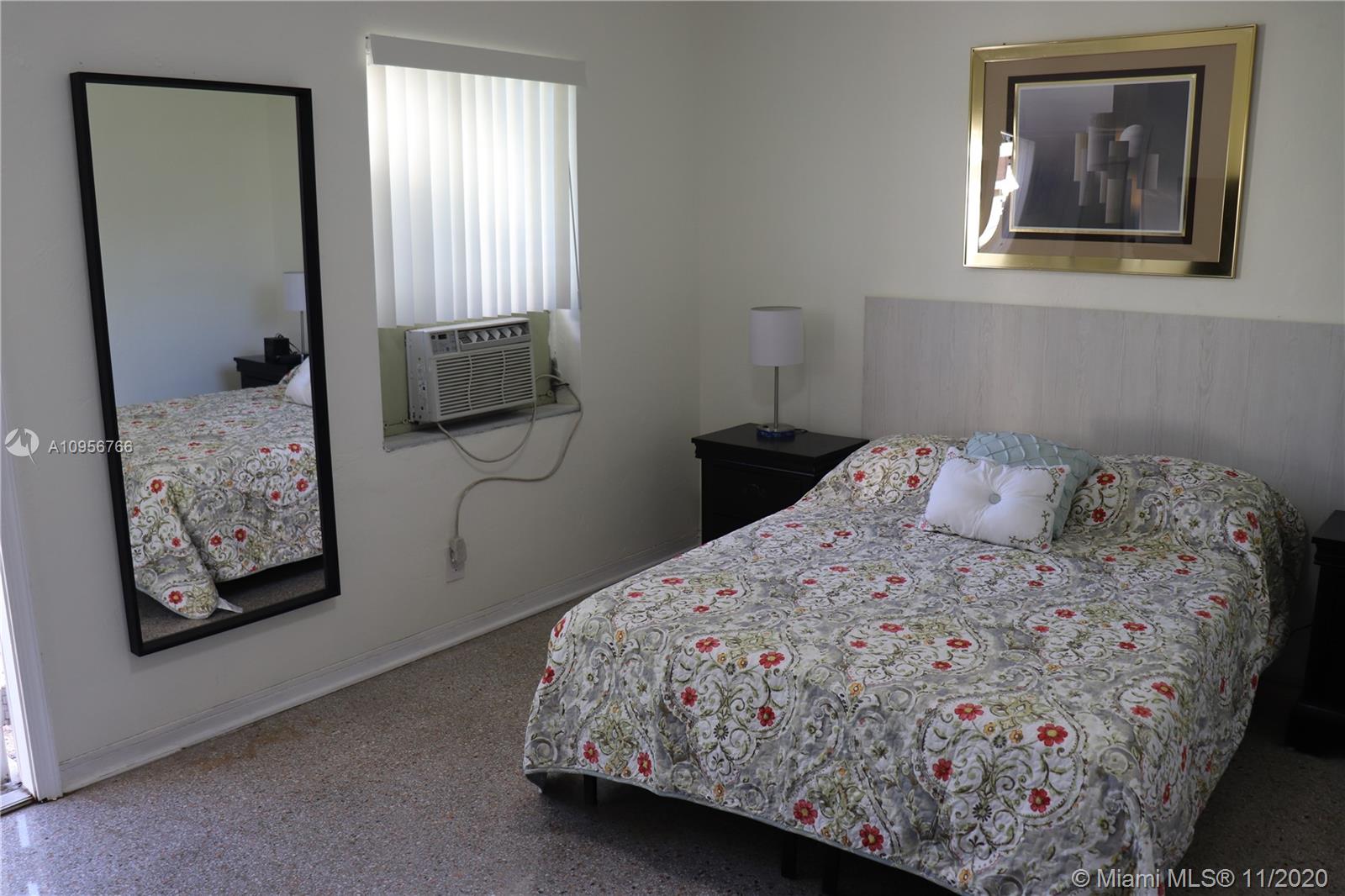 See details / 1290 sq. ft. $ 2020-11-12 0 Photo