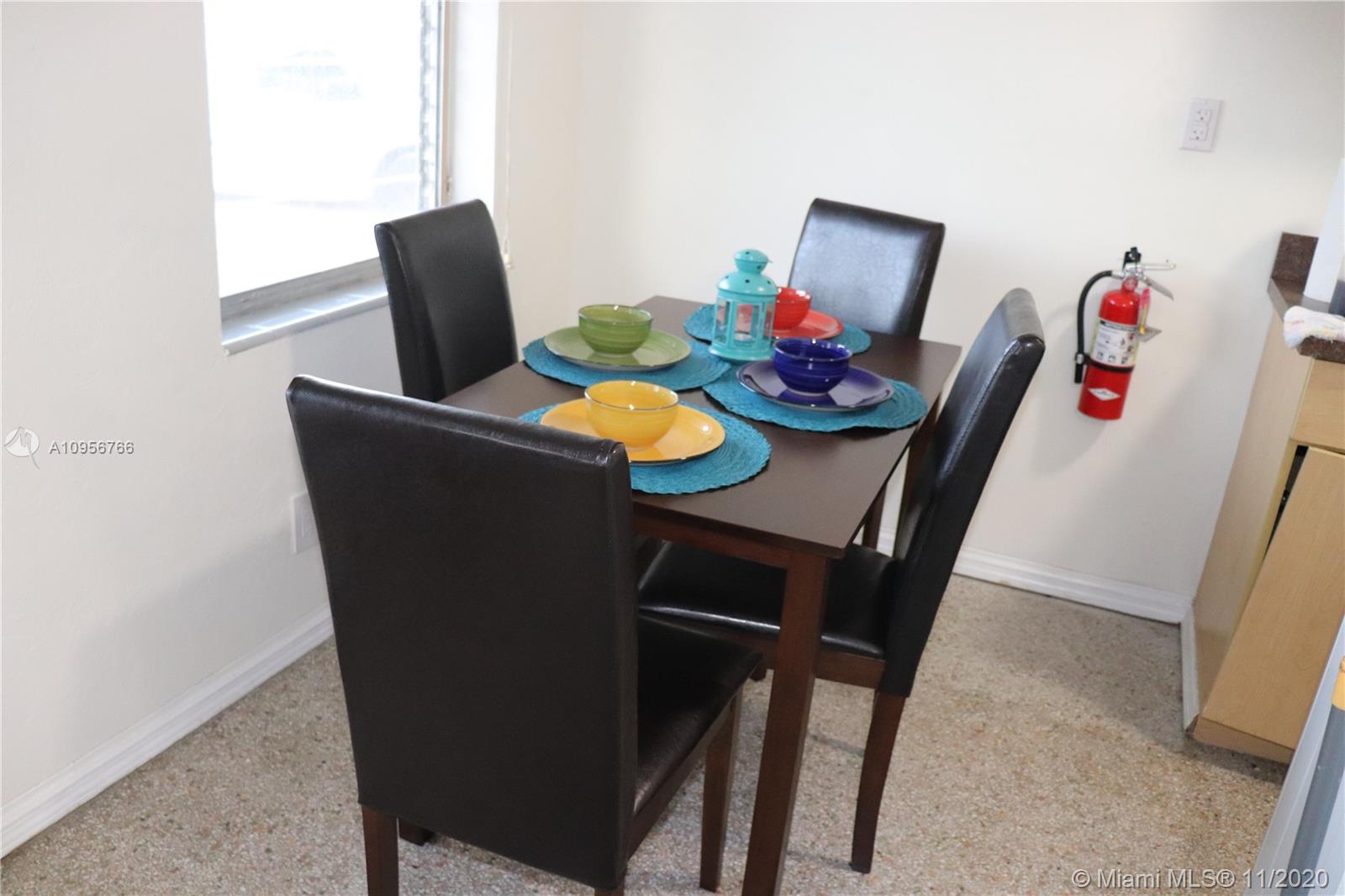 See details / 1290 sq. ft. $ 2020-11-12 0 Photo