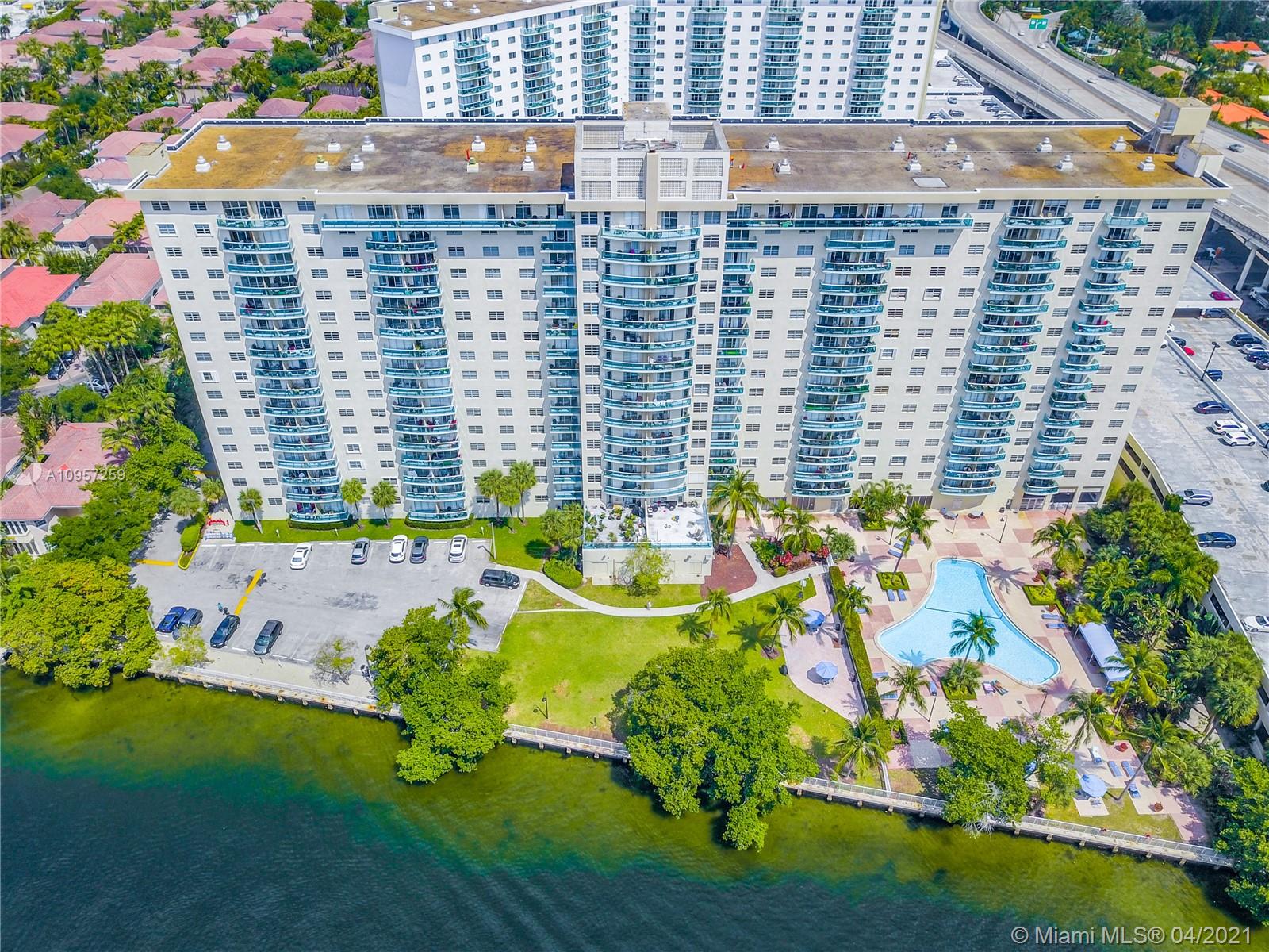 Photo of 19390 Collins Ave #122, Sunny Isles Beach, Florida, 33160 - LIVING ROOM