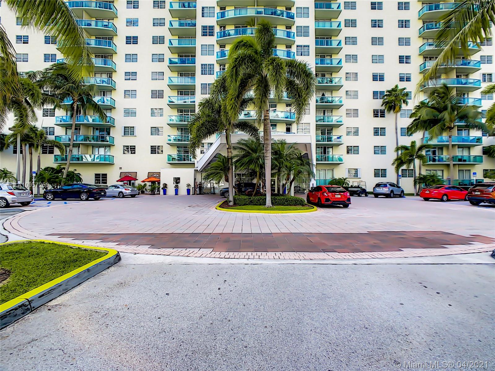 Photo of 19390 Collins Ave #122, Sunny Isles Beach, Florida, 33160 - KITCHEN