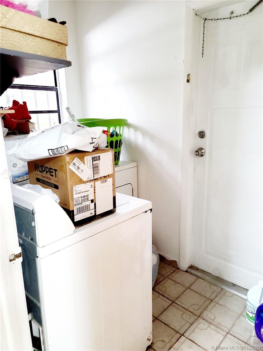 See details / 3384 sq. ft. $ 2020-12-22 0 Photo