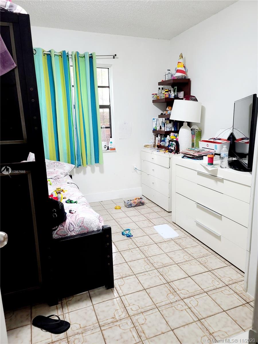 See details / 3384 sq. ft. $ 2020-12-22 0 Photo