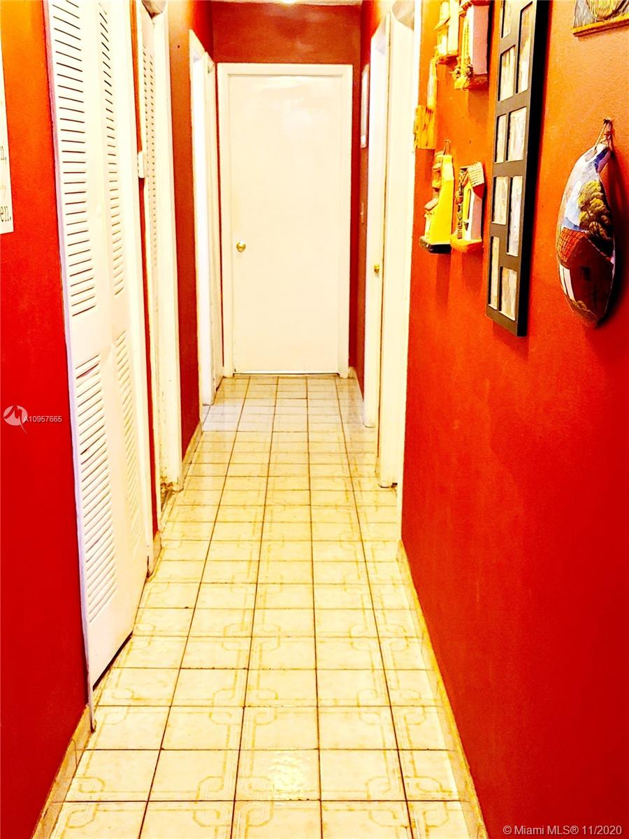 See details / 3384 sq. ft. $ 2020-12-22 0 Photo