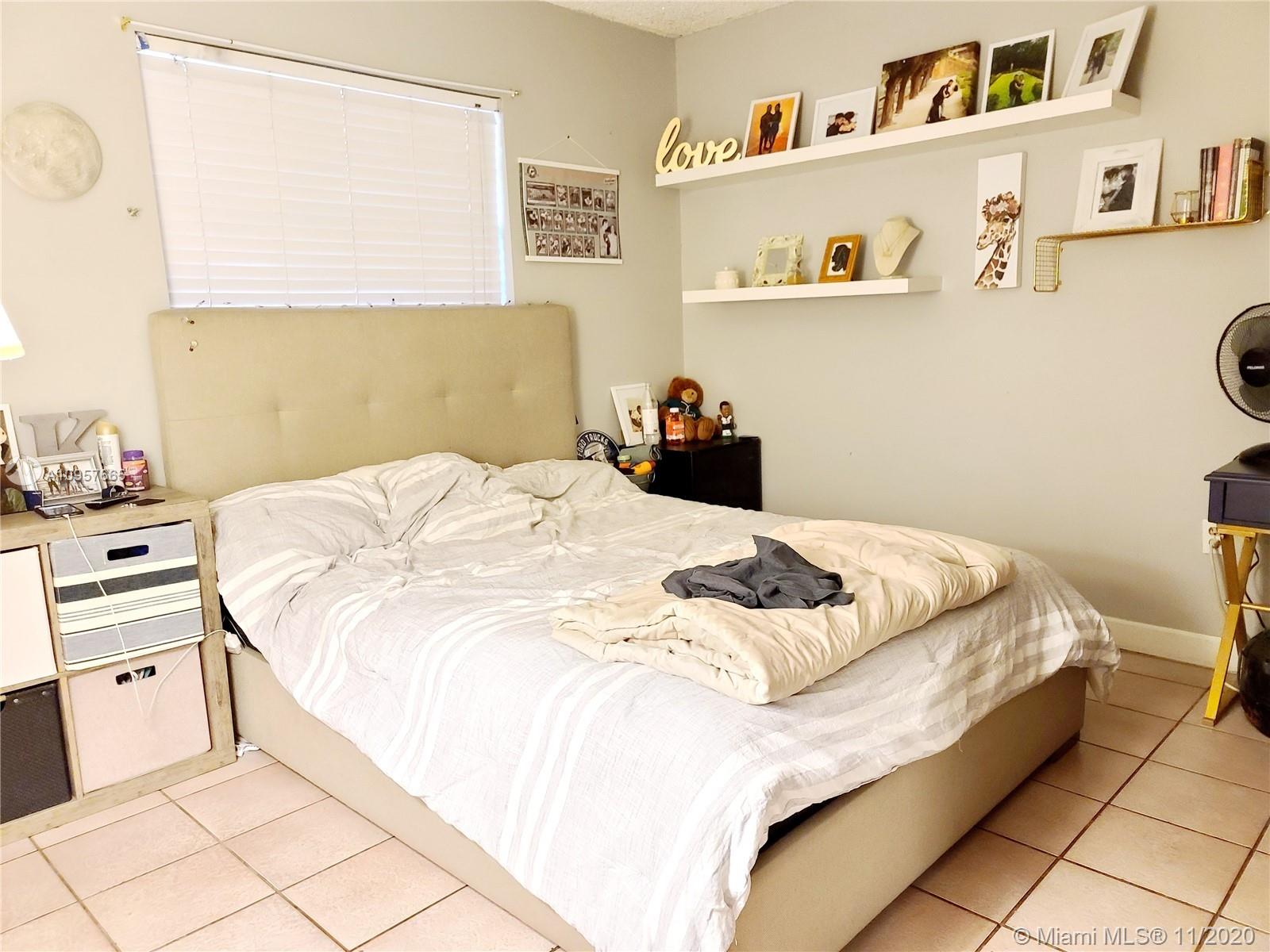 See details / 3384 sq. ft. $ 2020-12-22 0 Photo