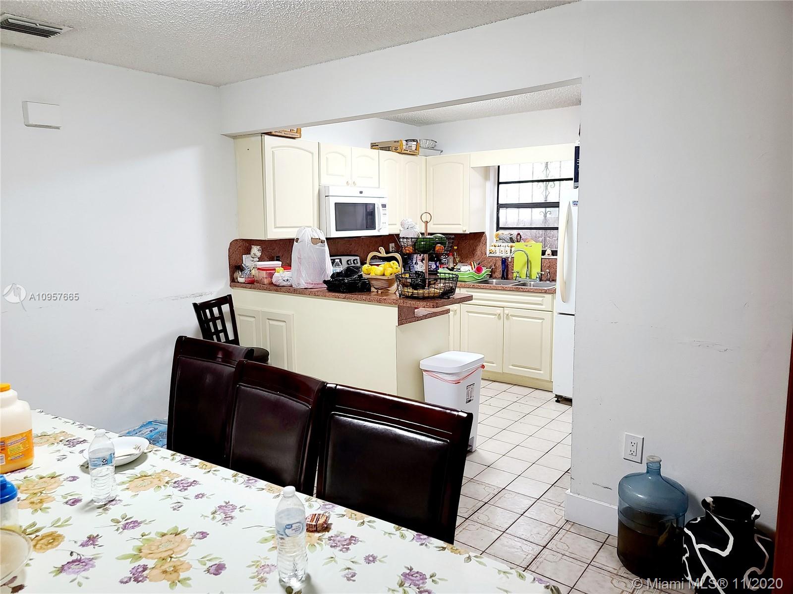 See details / 3384 sq. ft. $ 2020-12-22 0 Photo