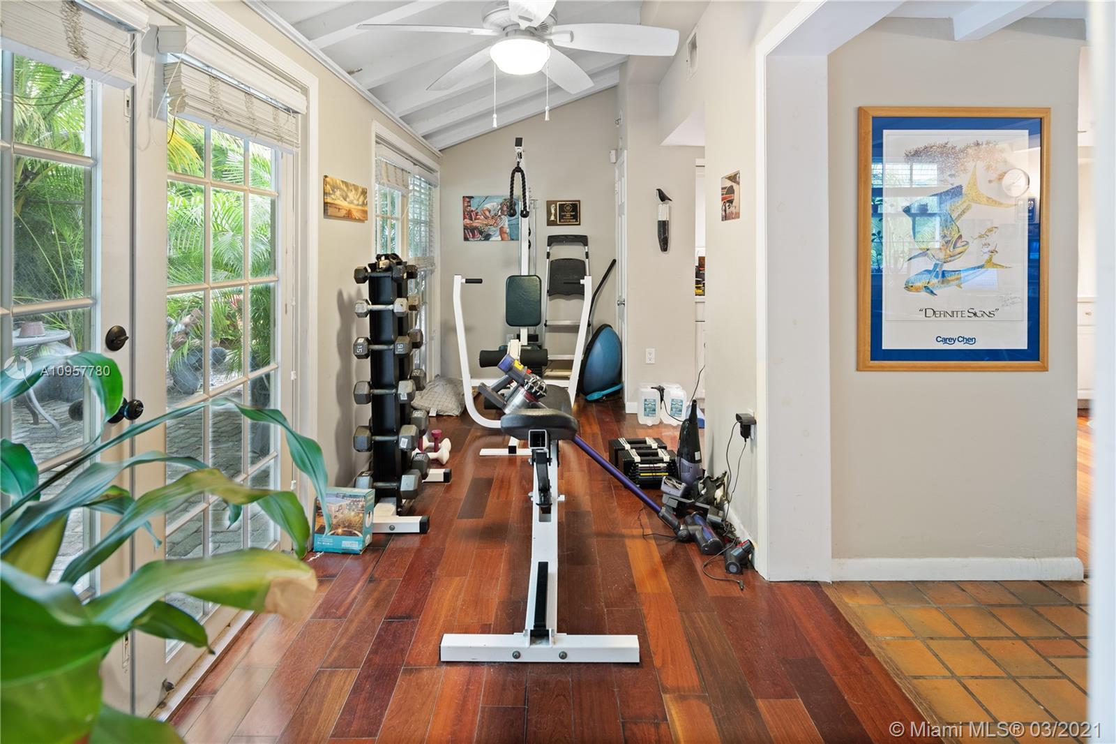 See details / 2204 sq. ft. $ 2021-01-25 0 Photo