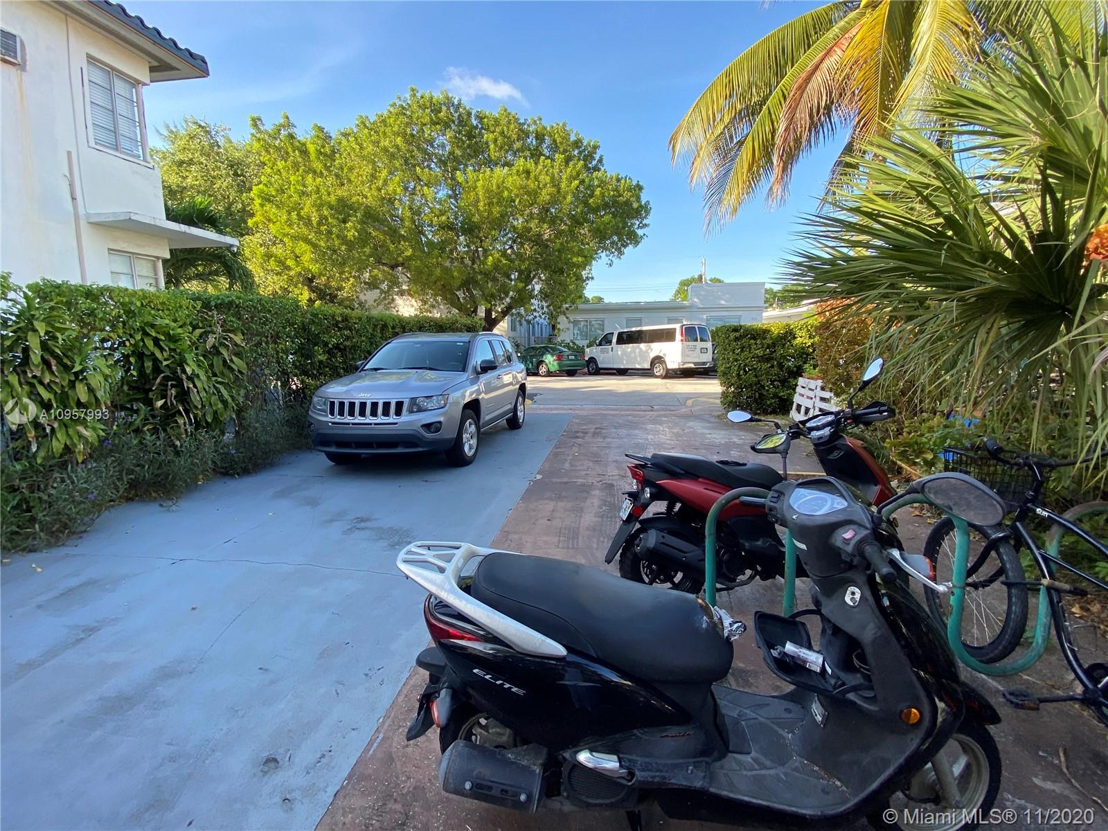 See details / 3711 sq. ft. $ 2021-02-22 0 Photo