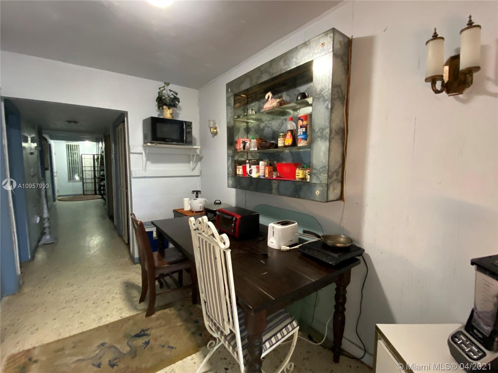 See details / 3711 sq. ft. $ 2021-02-22 0 Photo