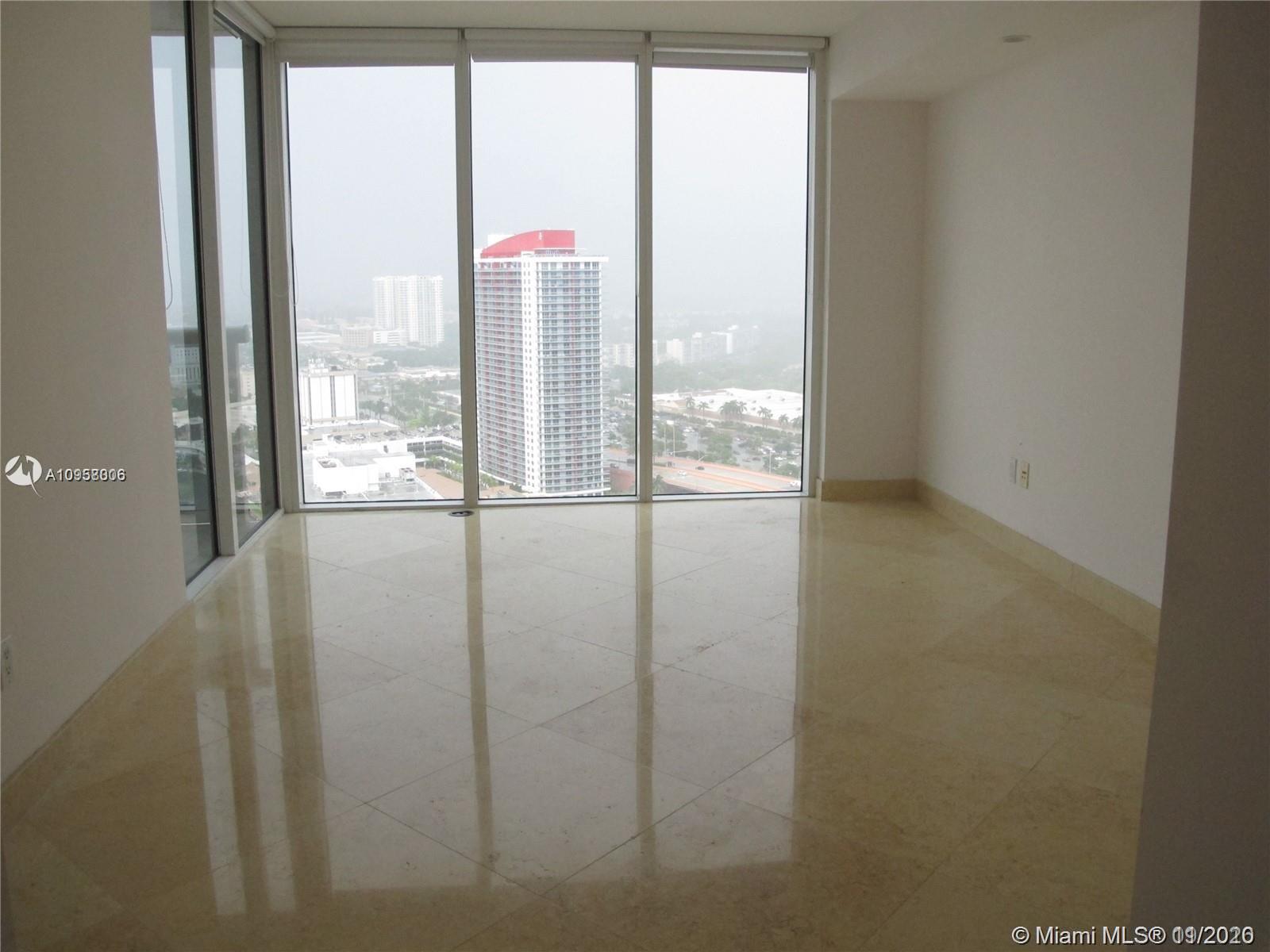 Ver detalles 3207 3 / 3 1571 sq. ft. $ 2020-12-06 0 foto