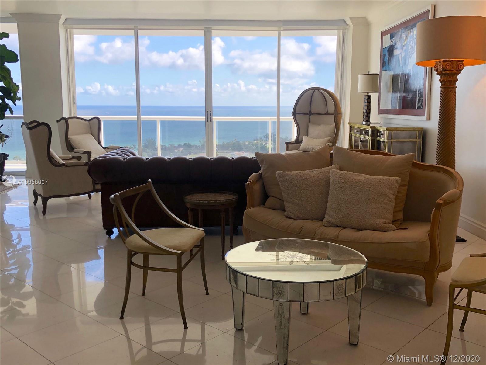 Photo of 3801 207th St #25BS, Aventura, Florida, 33180 - Private foyer