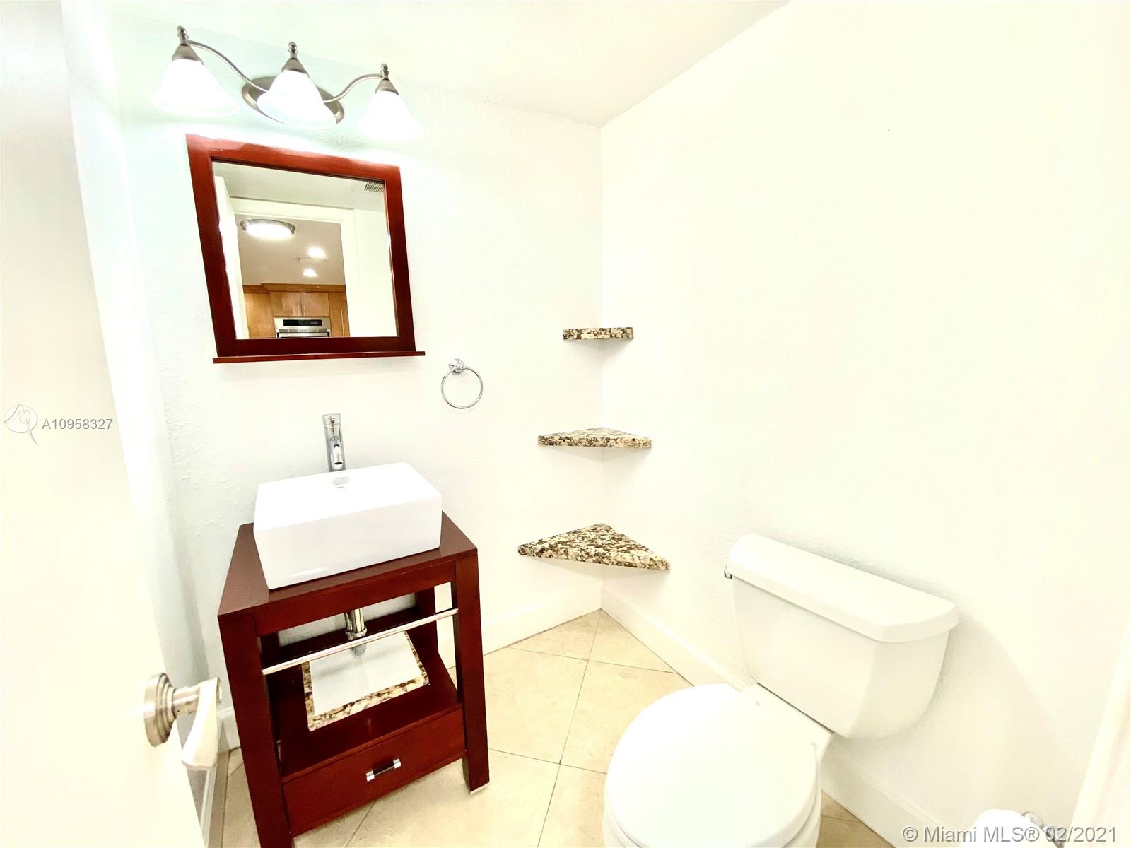 Photo of 1010 25th Ave #138 J, Hallandale Beach, Florida, 33009 -