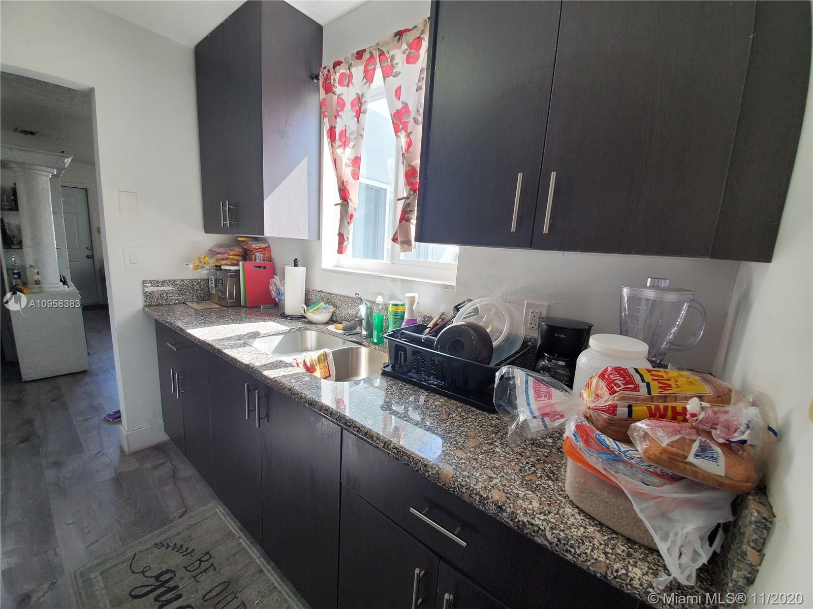 See details / 1778 sq. ft. $ 2020-11-16 0 Photo