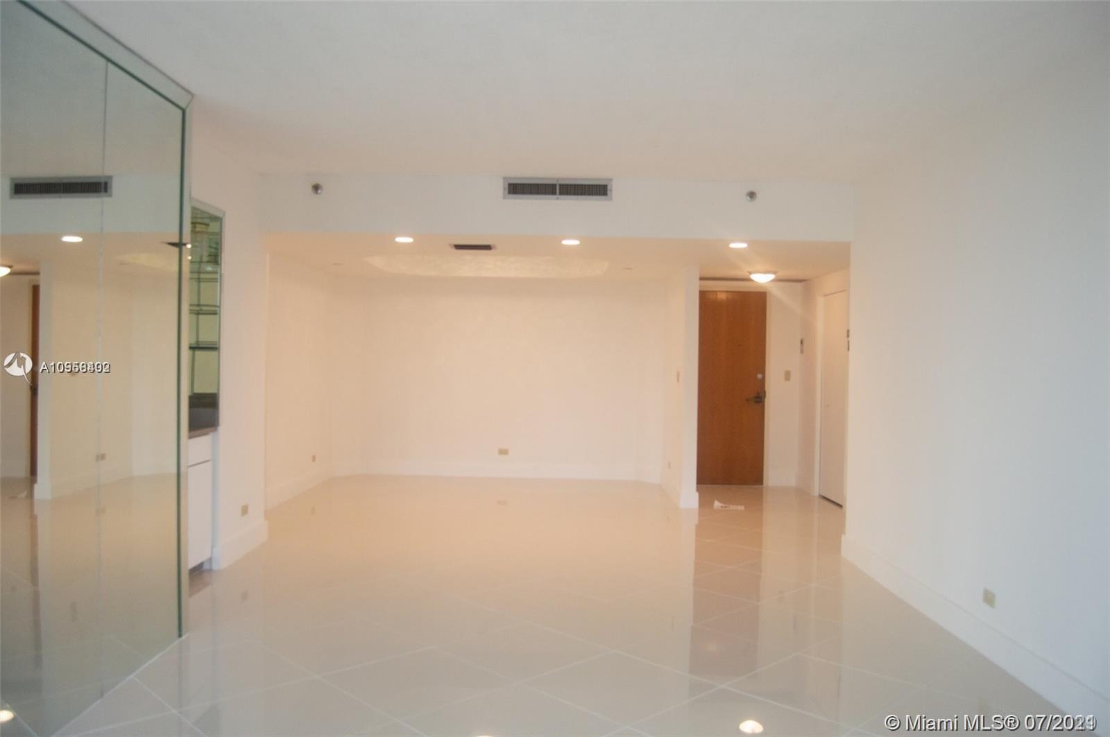 Photo of 20191 Country Club Dr #402, Aventura, Florida, 33180 -