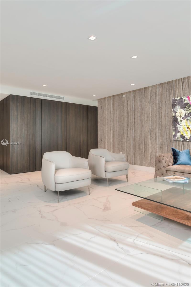 Photo of 20201 Country Club Dr #304, Aventura, Florida, 33180 -
