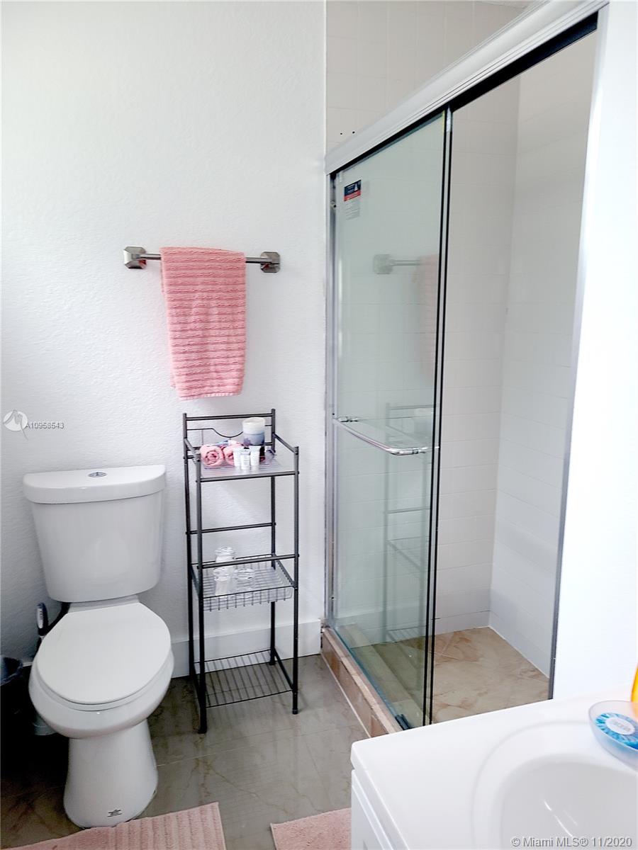 See details / 1800 sq. ft. $ 2021-02-03 0 Photo