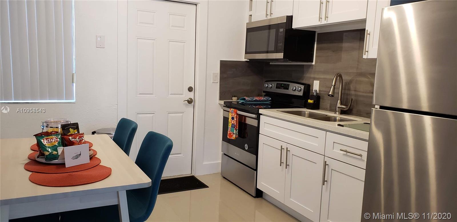See details / 1800 sq. ft. $ 2021-02-03 0 Photo