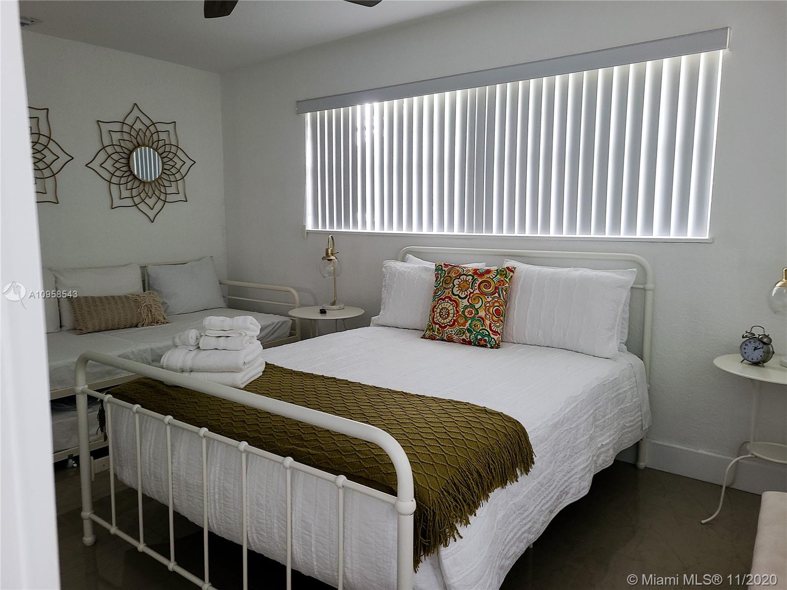 See details / 1800 sq. ft. $ 2021-02-03 0 Photo