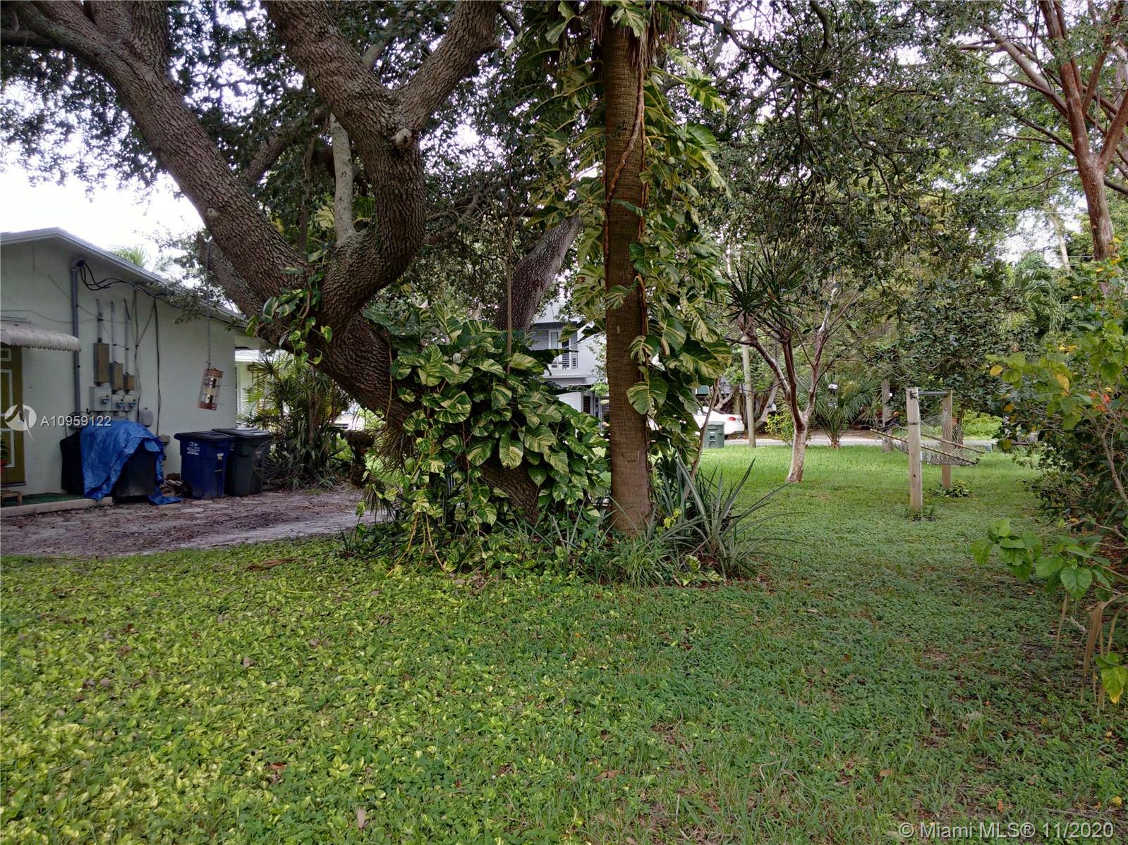 See details / 1969 sq. ft. $ 2020-11-17 0 Photo