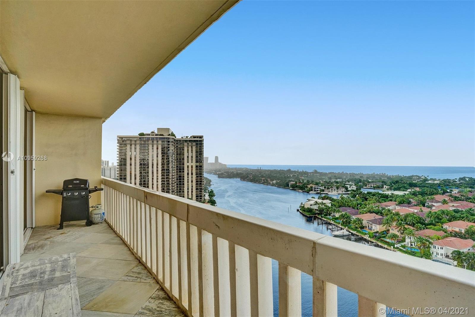 Photo of 19355 Turnberry Way #18J, Aventura, Florida, 33180 -