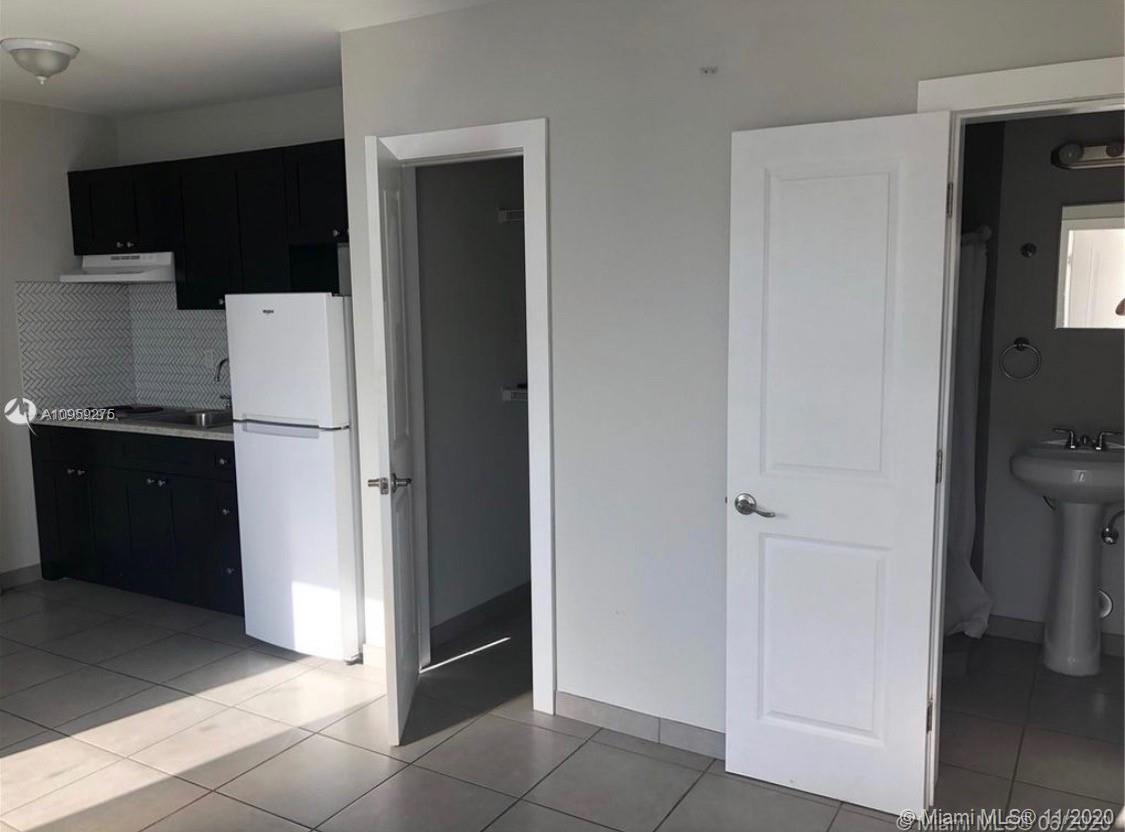 See details / 3595 sq. ft. $ 2021-01-16 0 Photo