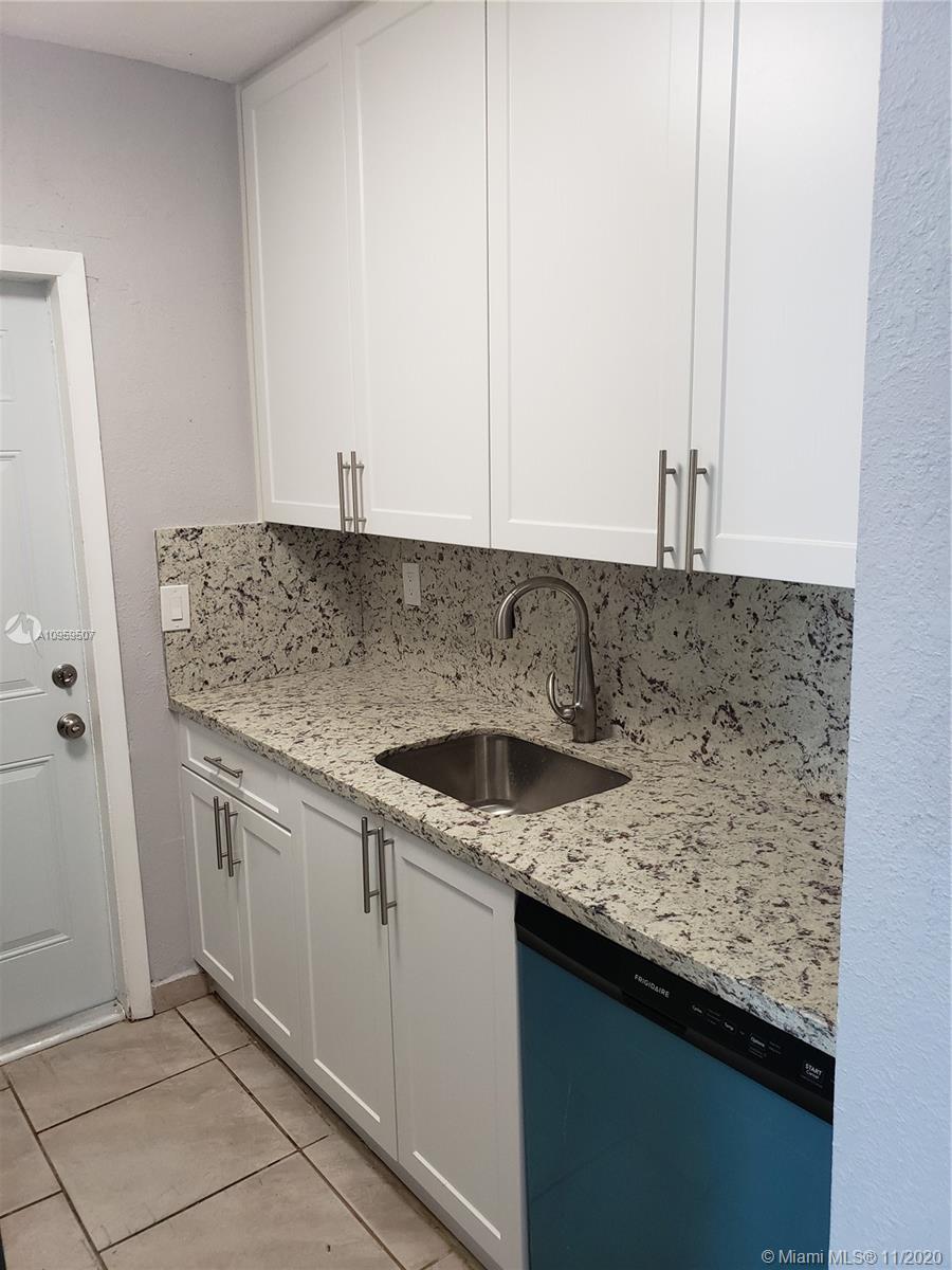 See details / 1326 sq. ft. $ 2021-01-06 0 Photo