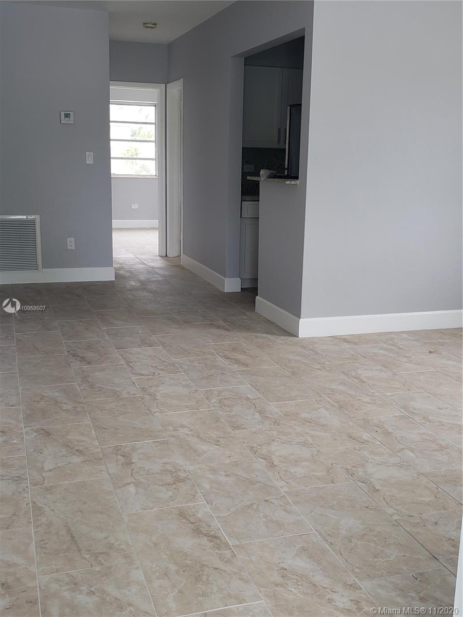 See details / 1326 sq. ft. $ 2021-01-06 0 Photo
