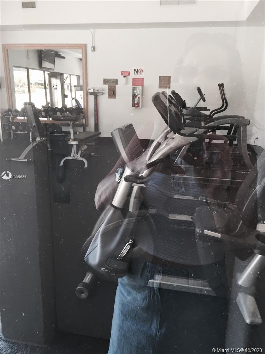 Photo of 19355 Turnberry Way #8J, Aventura, Florida, 33180 -