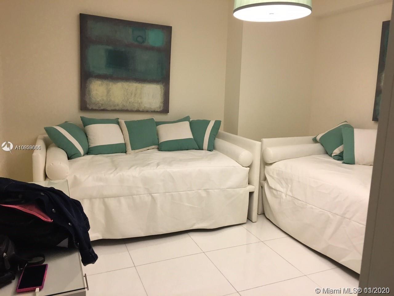 Photo of 19355 Turnberry Way #8J, Aventura, Florida, 33180 -