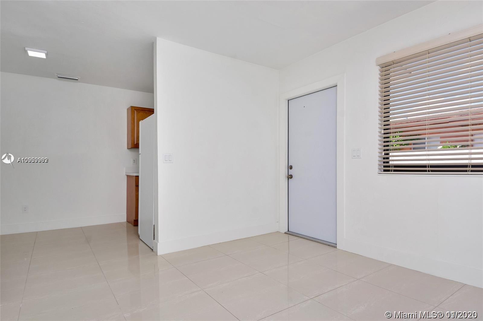See details / 2063 sq. ft. $ 2020-11-19 0 Photo