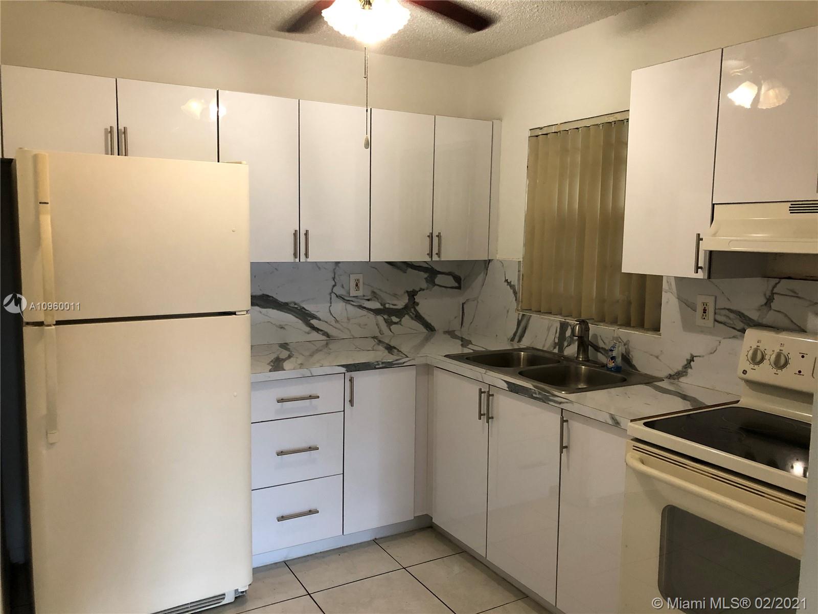 See details / 6336 sq. ft. $ 2021-02-17 0 Photo