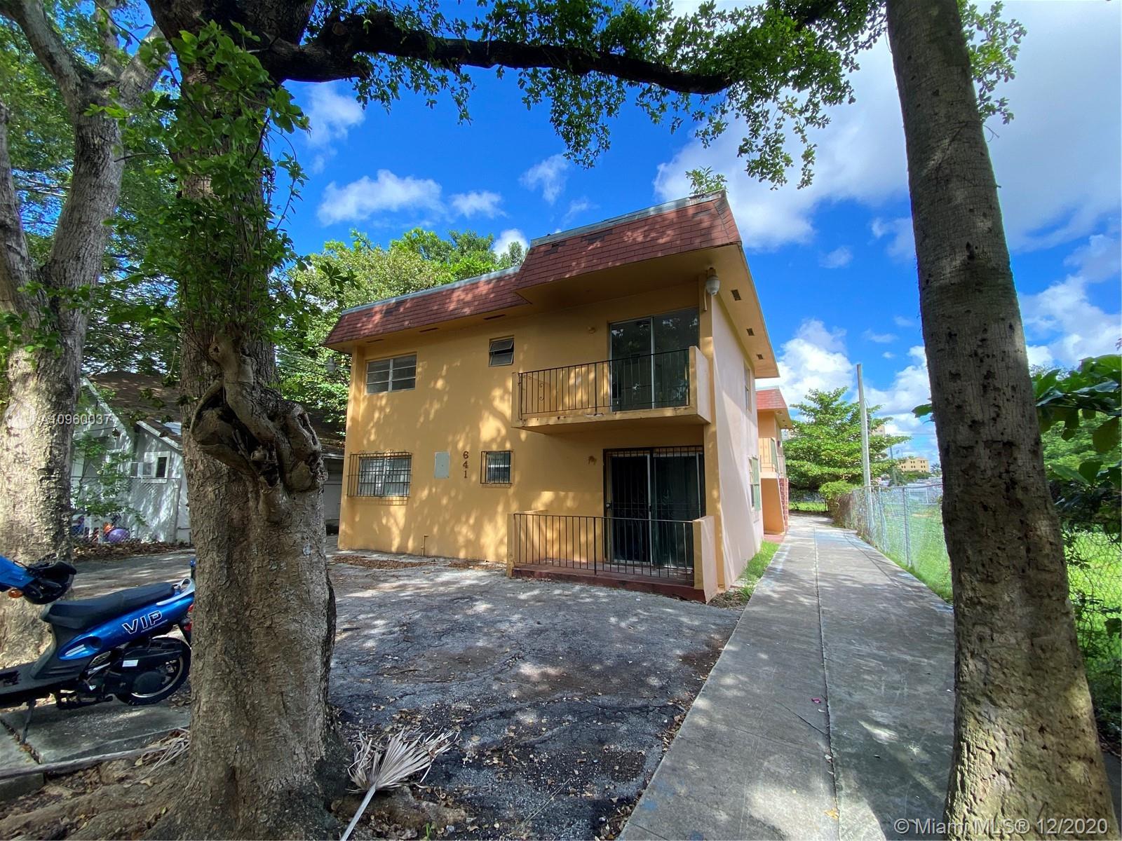 See details / 4688 sq. ft. $ 2020-11-30 0 Photo