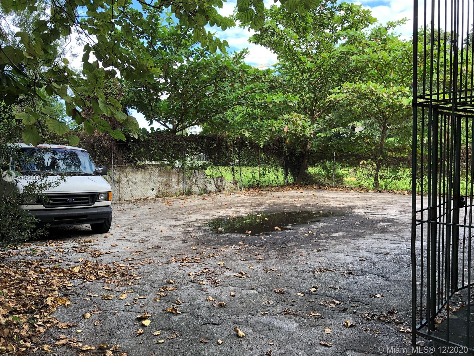 See details / sq. ft. $ 2020-11-30 0 Photo