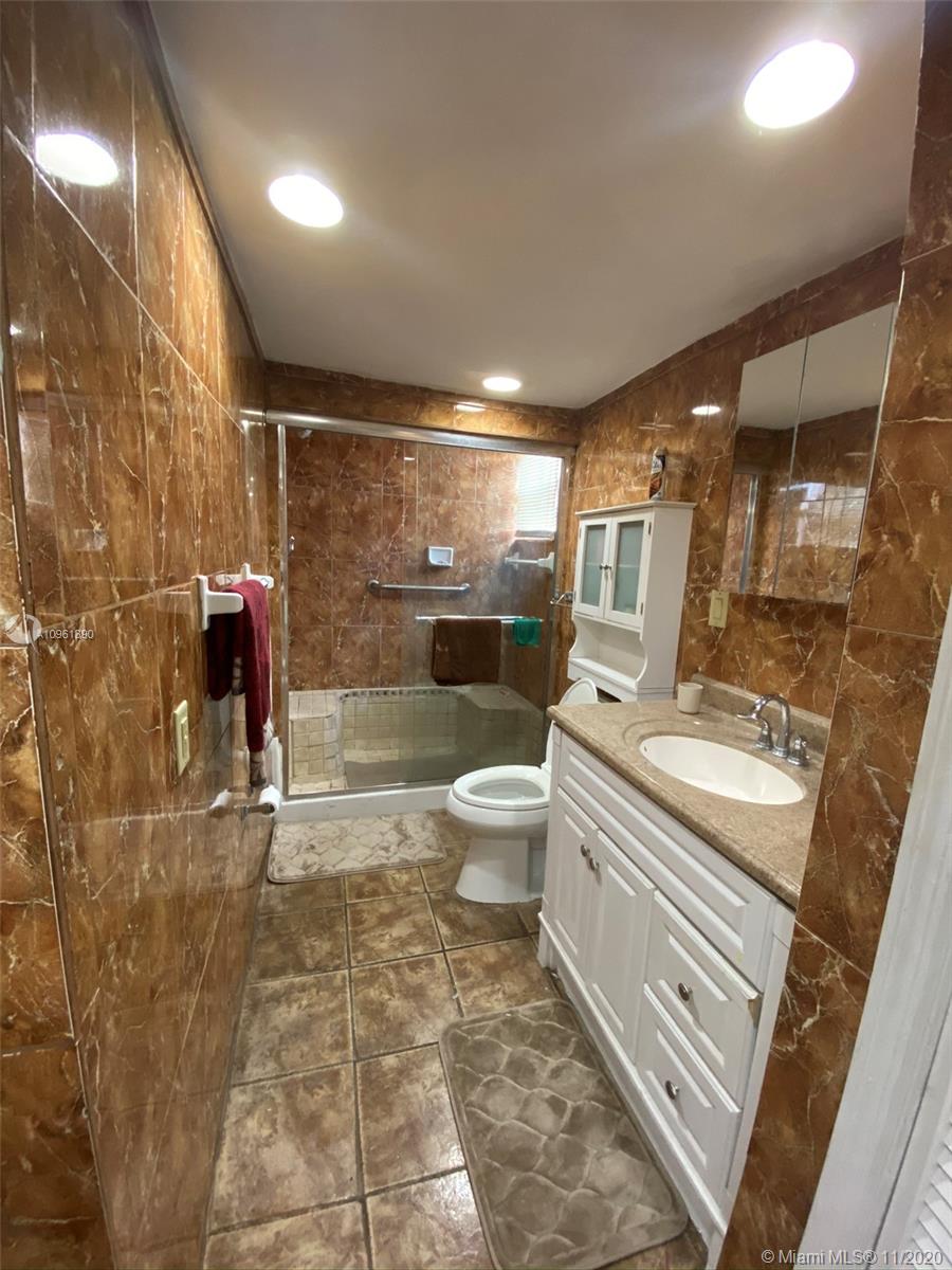 See details / 2890 sq. ft. $ 2020-12-14 0 Photo