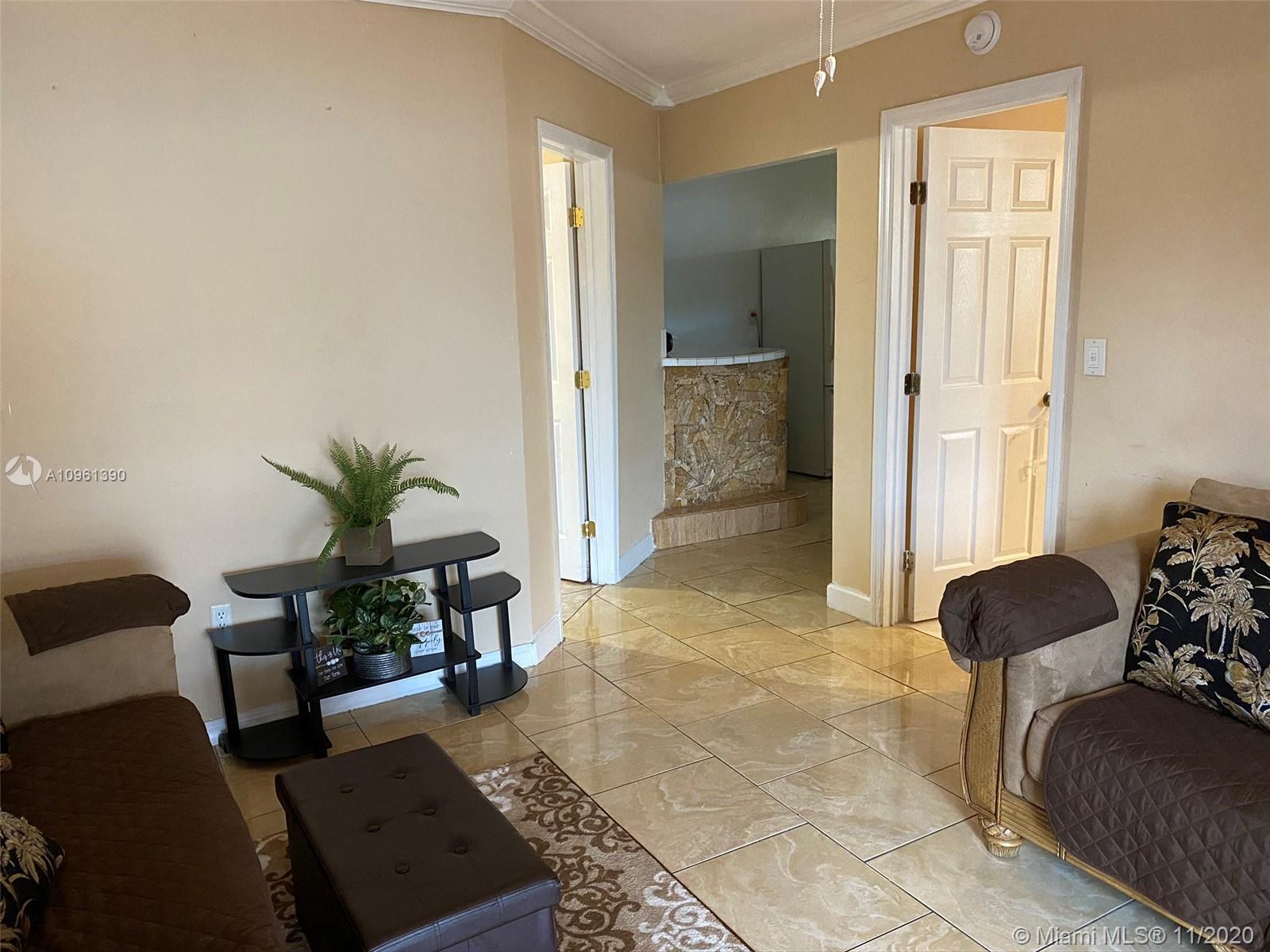 See details / 2890 sq. ft. $ 2020-12-14 0 Photo