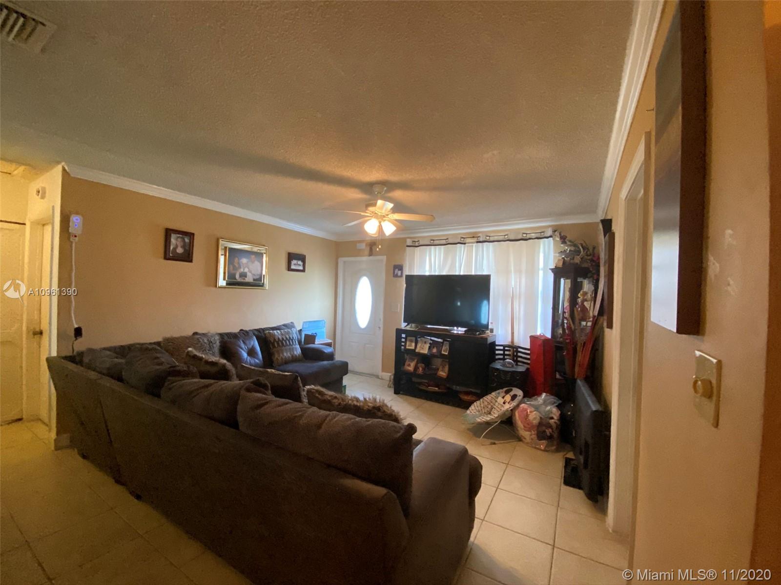 See details / 2890 sq. ft. $ 2020-12-14 0 Photo