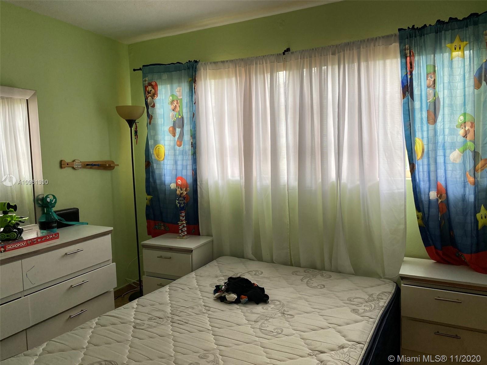 See details / 2890 sq. ft. $ 2020-12-14 0 Photo