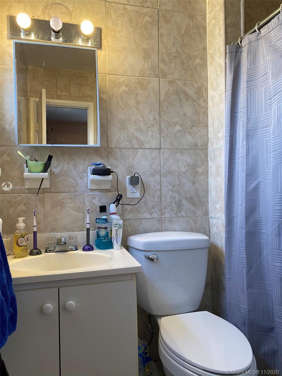 See details / 2890 sq. ft. $ 2020-12-14 0 Photo