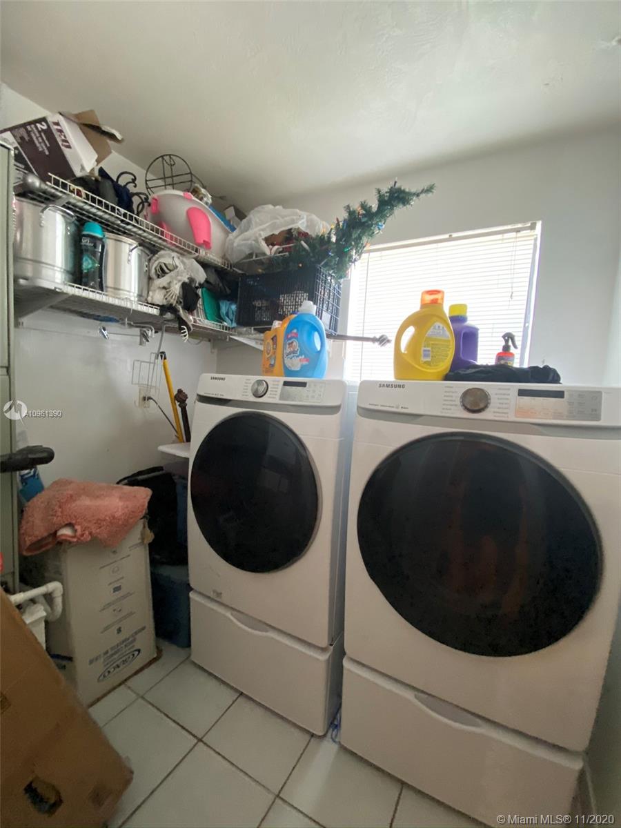 See details / 2890 sq. ft. $ 2020-12-14 0 Photo
